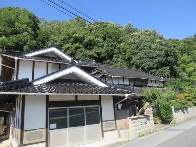 三次市 205 広い縁側がポイント！大きな納屋付きの物件。