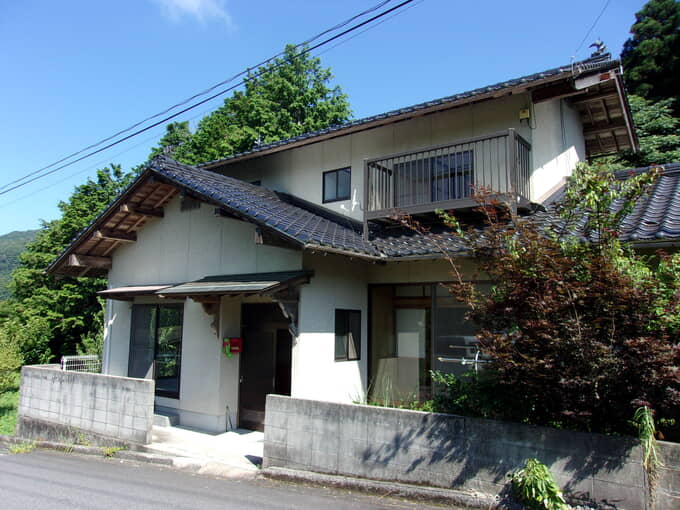 三次市 200 家財処分済の築浅物件！
