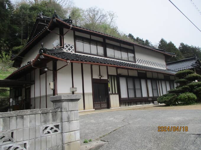 三次市 190 のんびり田舎暮らしを楽しめる、囲炉裏があるおうち。