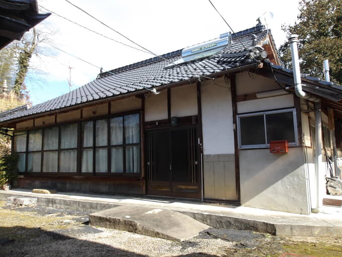 三次市 177 田園に囲まれた、ほどよい広さの平屋建ての古民家。