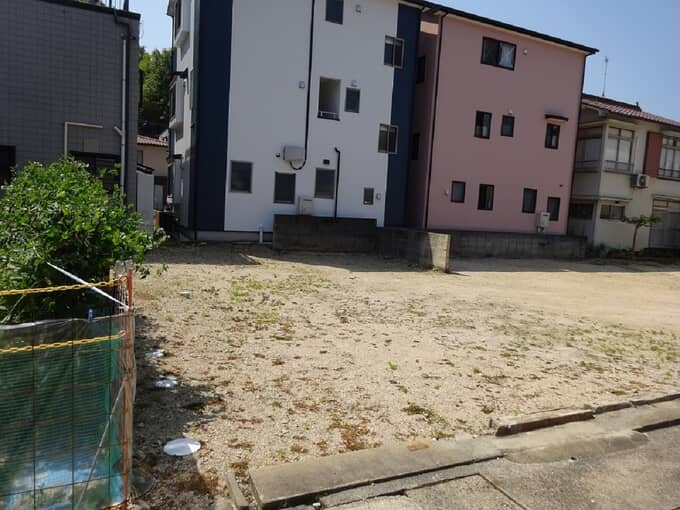 坂町 R04-小022 小屋浦コンパクトライフ コンパクトハウスを建てるのにピッタリの大きさです。釣具屋さんが近くにあり、気軽に釣りを楽しむことができます。