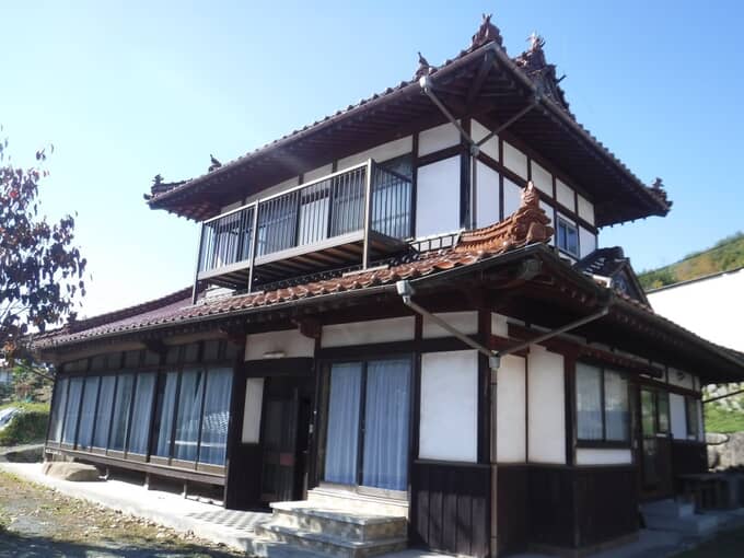 三次市 47 国道375号線沿いの日当たりのよい木造物件