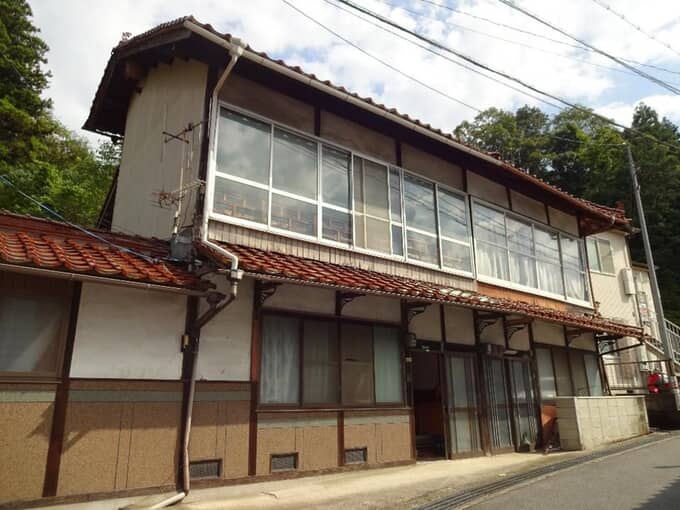 三次市 34 個性的な間取りです。駅も徒歩圏内な物件！